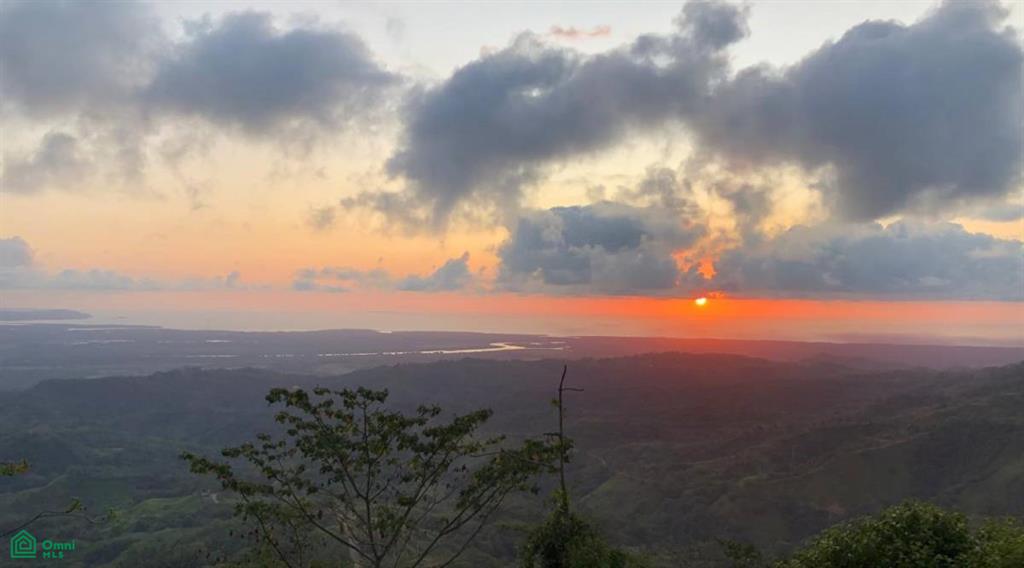 Sortisomnis – Panoramic Oceanview Haven with Income Potential in Ojochal , Puerto Cortés, Osa, Puntarenas