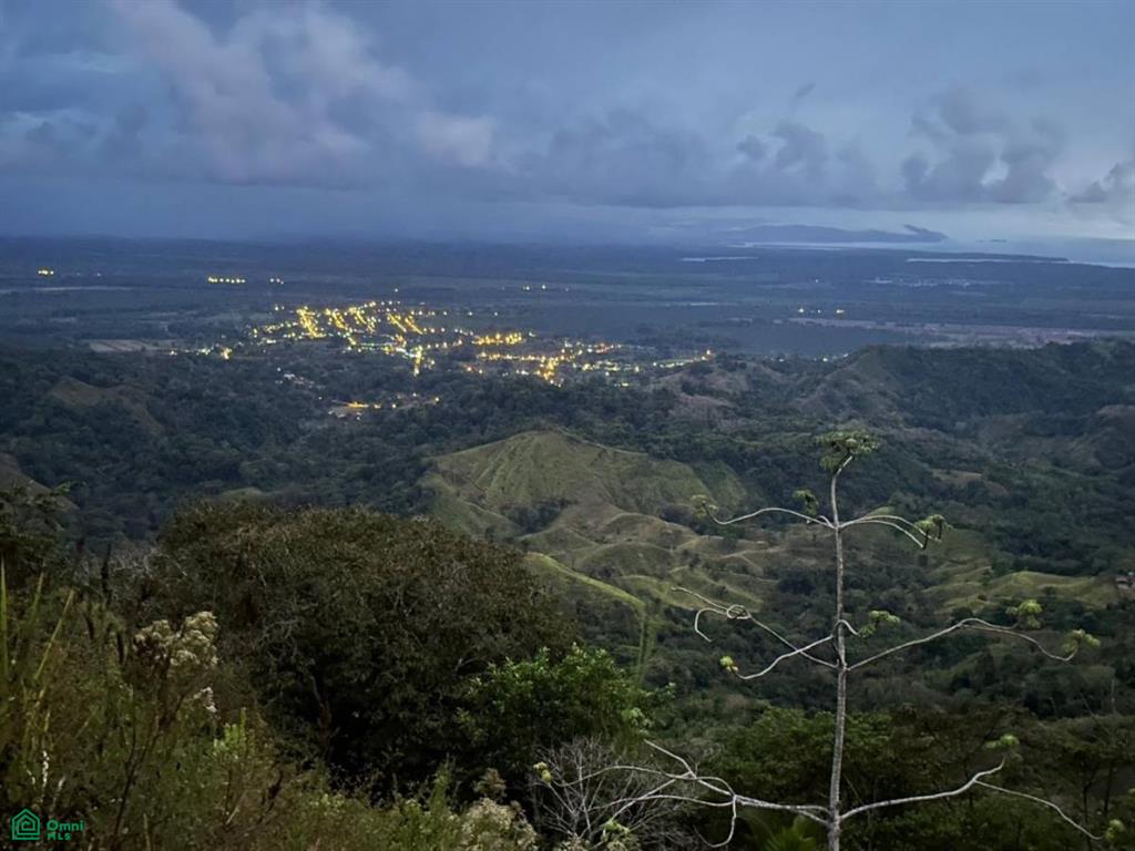 Sortisomnis – Panoramic Oceanview Haven with Income Potential in Ojochal , Puerto Cortés, Osa, Puntarenas