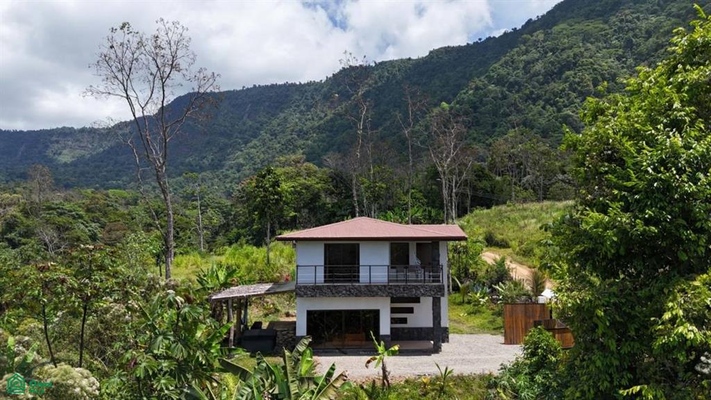 Elegant 3-Bedroom Home with Ocean & Mountain Views in the Heart of Tinamaste , Tinamaste, Perez Zeledon, San Jose