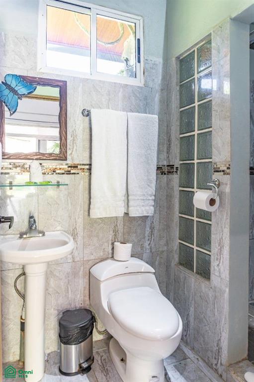 Tuki Tuki Investment Hotel