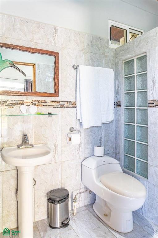 Tuki Tuki Investment Hotel