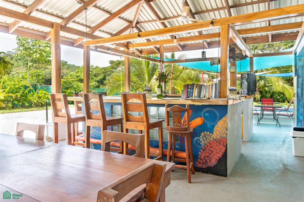 Tuki Tuki Investment Hotel