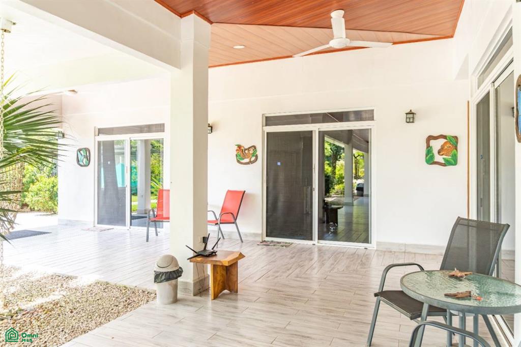 Tuki Tuki Investment Hotel