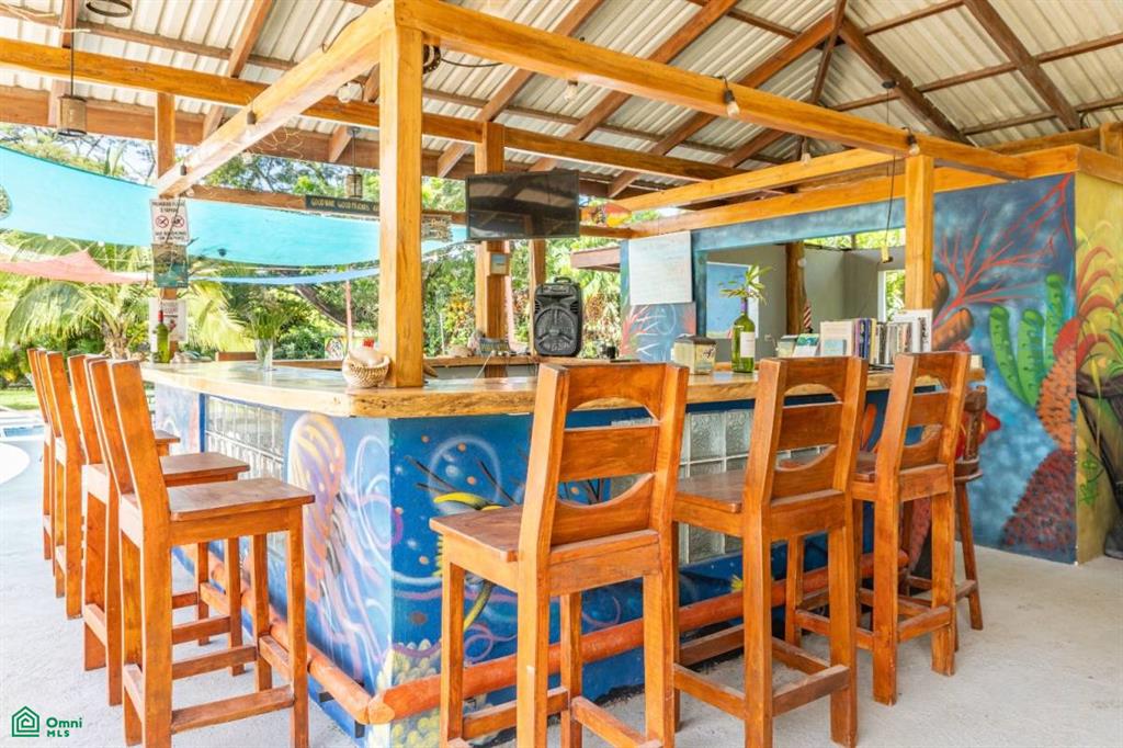 Tuki Tuki Investment Hotel