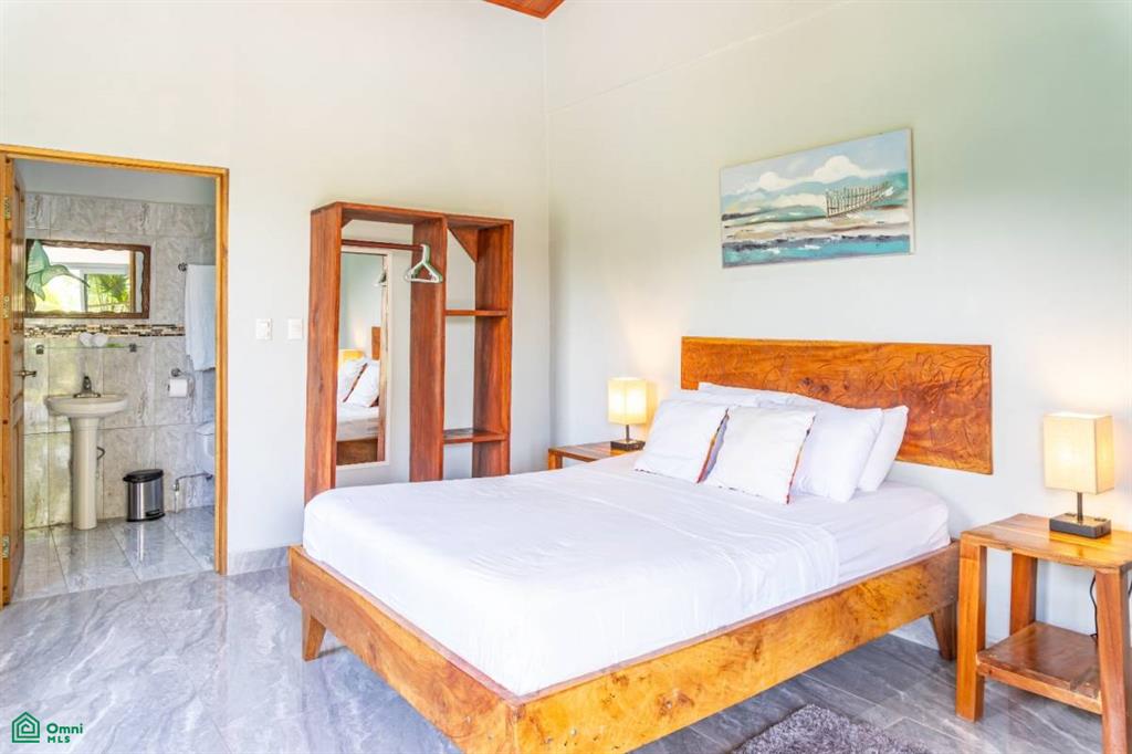 Tuki Tuki Investment Hotel