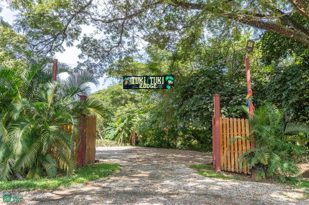 Tuki Tuki Investment Hotel