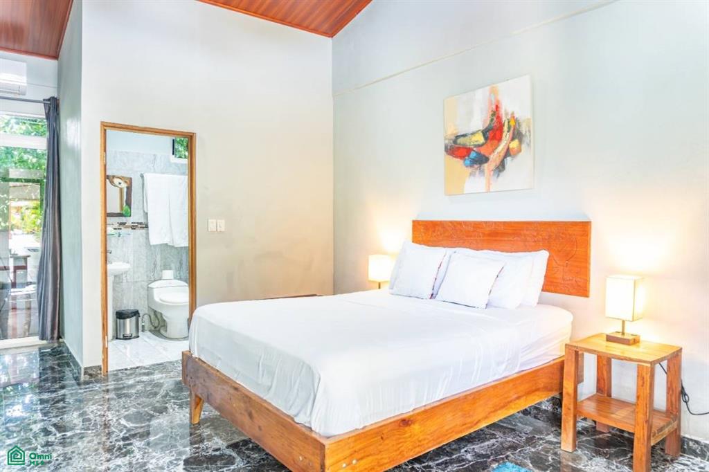 Tuki Tuki Investment Hotel