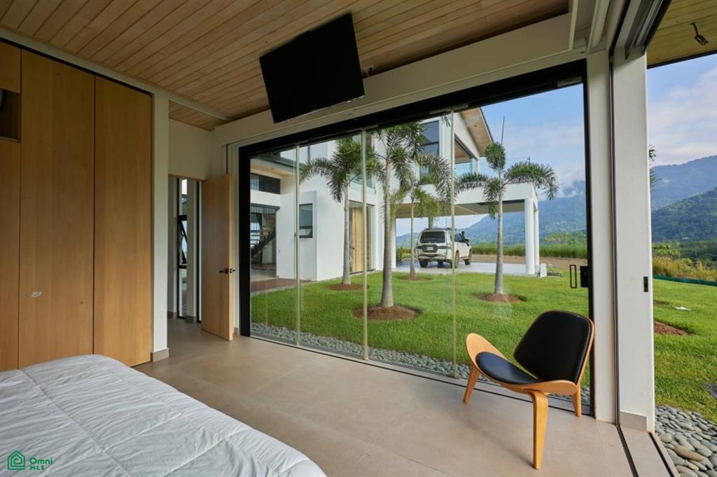 Luxury Retreat in Ojochal Villa Sunset del Mar