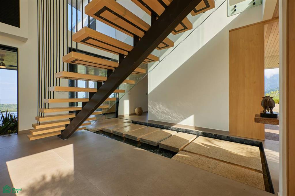 Luxury Retreat in Ojochal Villa Sunset del Mar