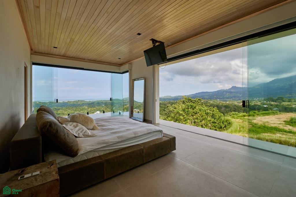 Luxury Retreat in Ojochal Villa Sunset del Mar