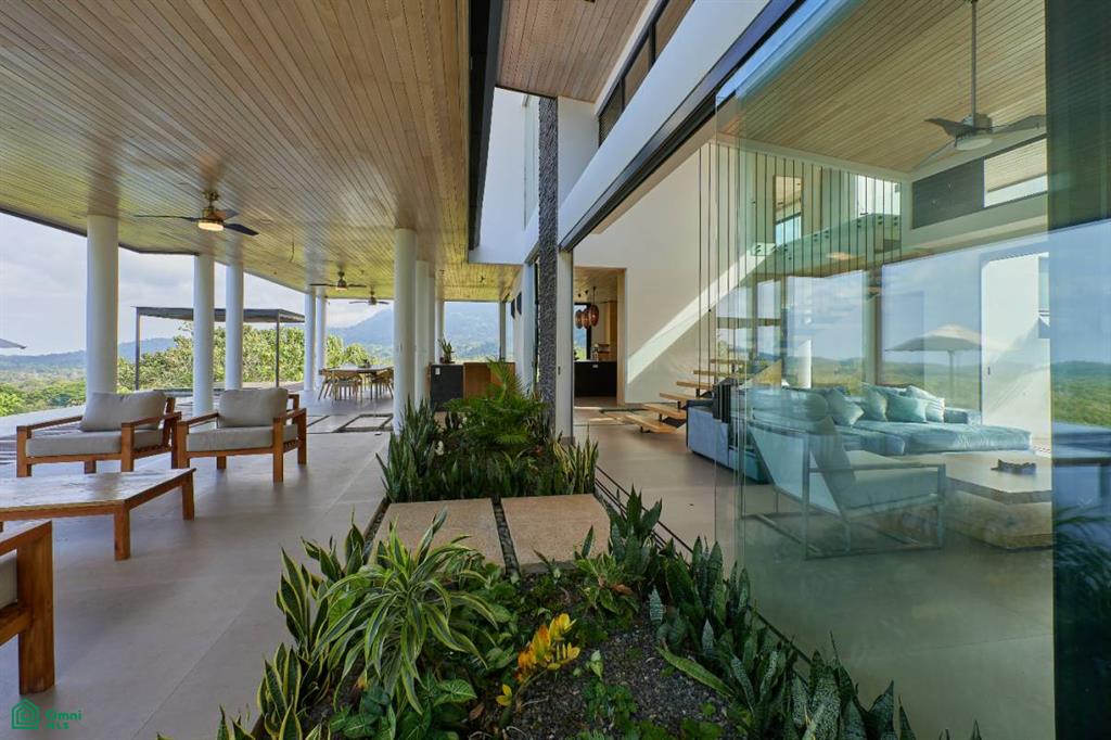 Luxury Retreat in Ojochal Villa Sunset del Mar