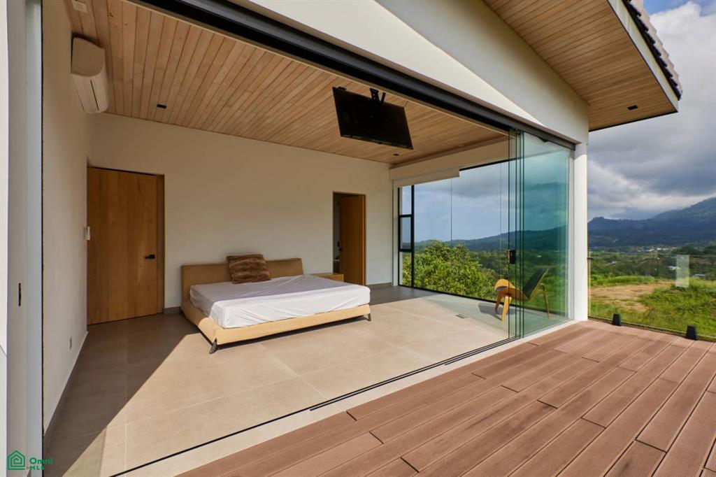 Luxury Retreat in Ojochal Villa Sunset del Mar