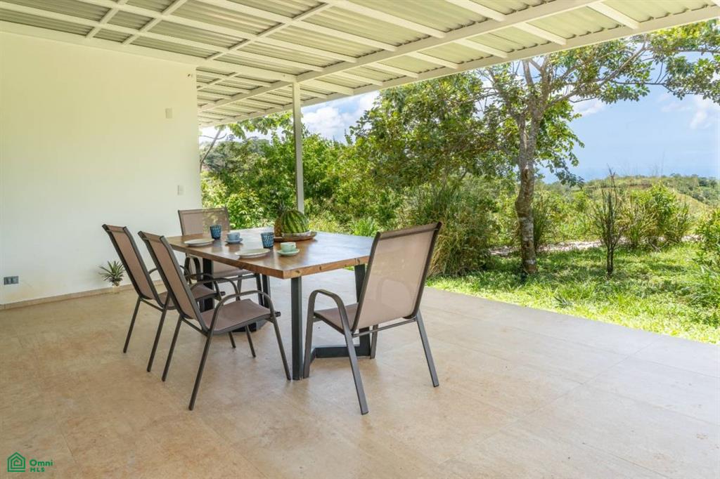 Casa Tosh , Belén de Nosarita, Guanacaste