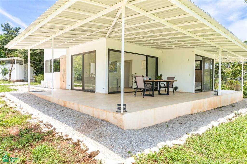 Casa Tosh , Belén de Nosarita, Guanacaste