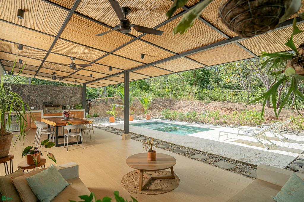 Casa GG | An Artistic Home Immersed in Beauty