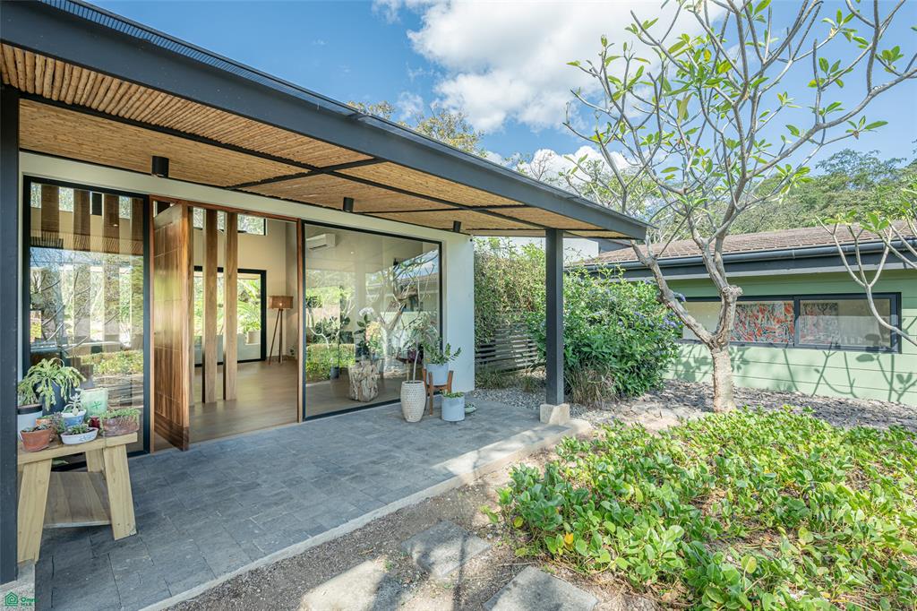 Casa GG | An Artistic Home Immersed in Beauty