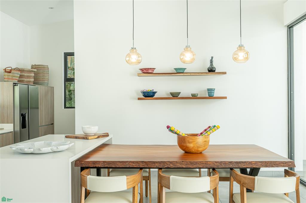 Vida Hermosa | A Private Sanctuary Steps from the Surf