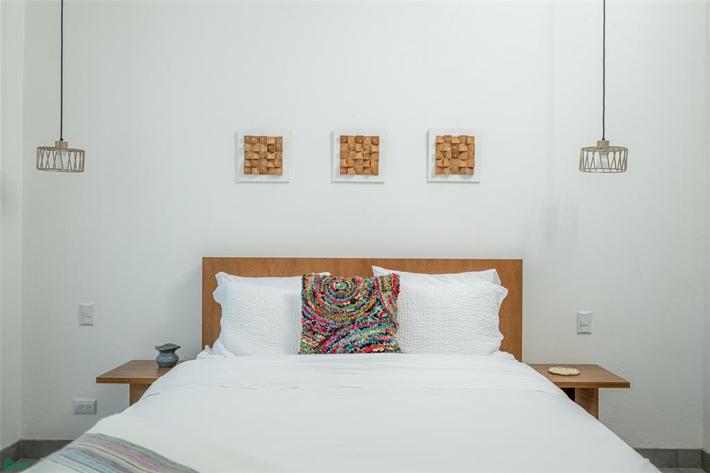 Vida Hermosa | A Private Sanctuary Steps from the Surf