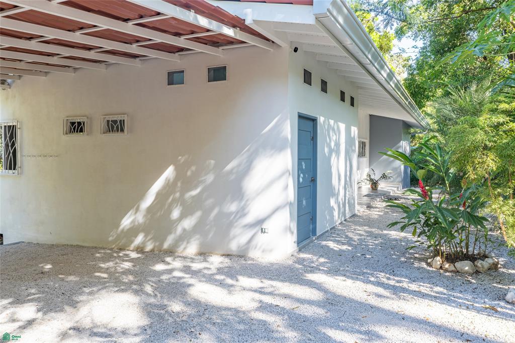 Casa Silencio