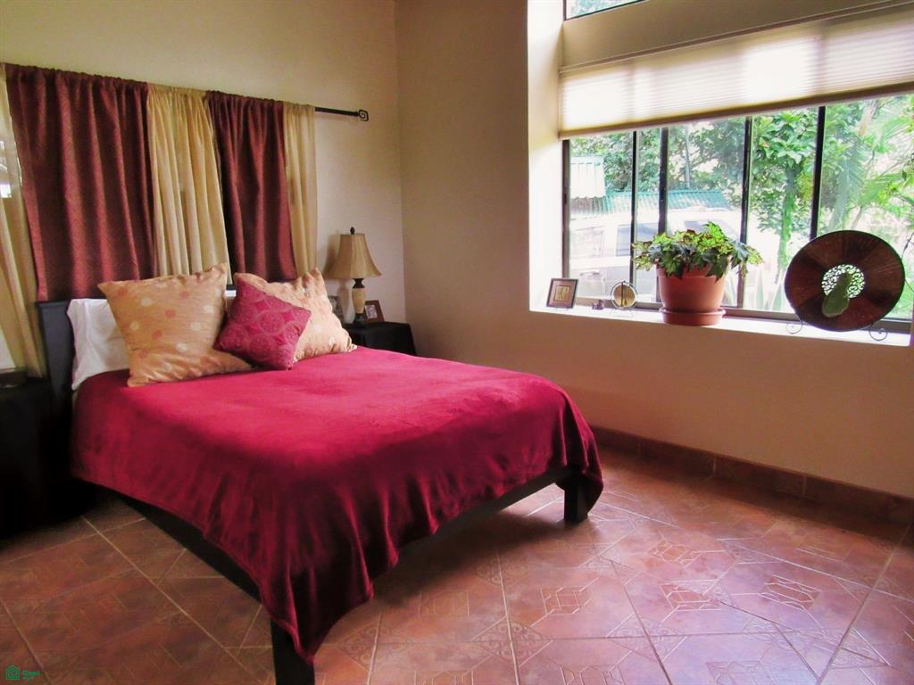 Exclusive Cacao Farm & Luxury Retreat