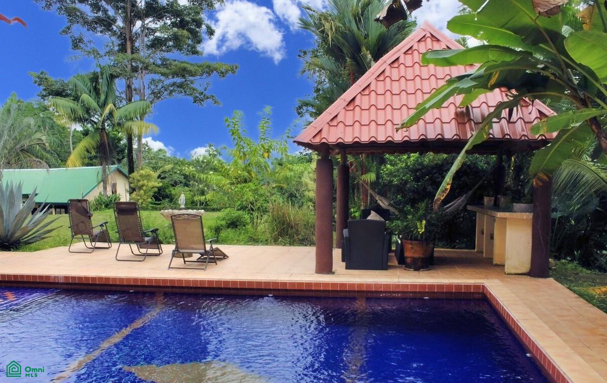 Exclusive Cacao Farm & Luxury Retreat