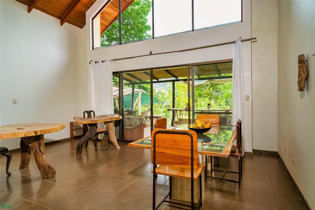 Exclusive Cacao Farm & Luxury Retreat