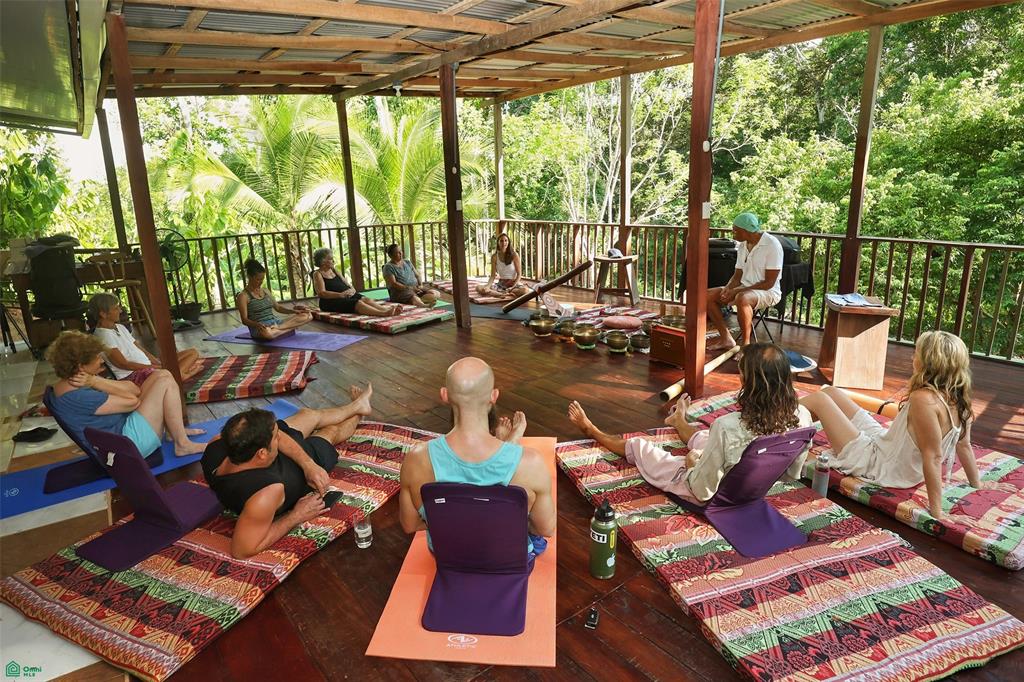 Exclusive Cacao Farm & Luxury Retreat