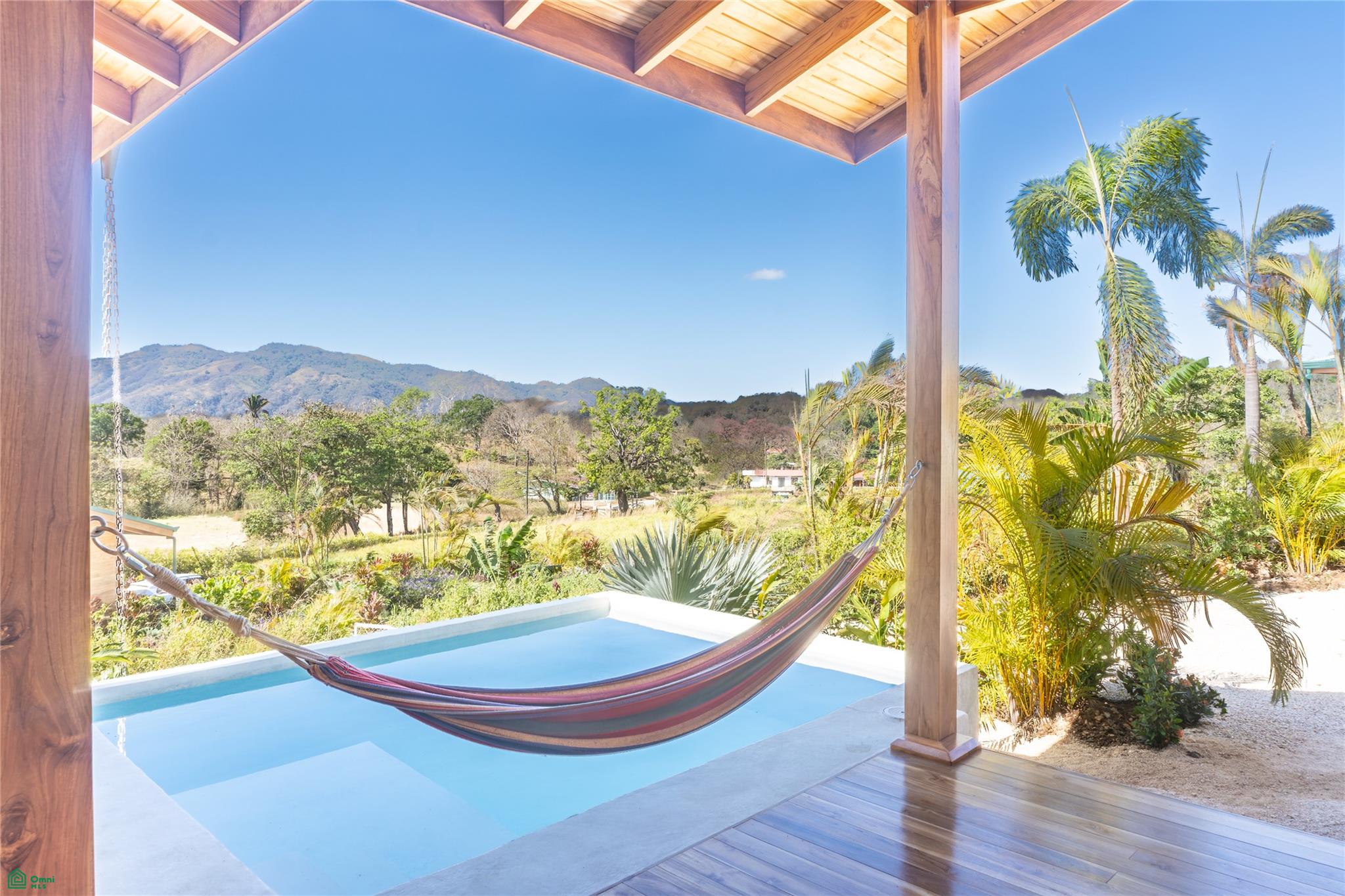 Pura Vida Home