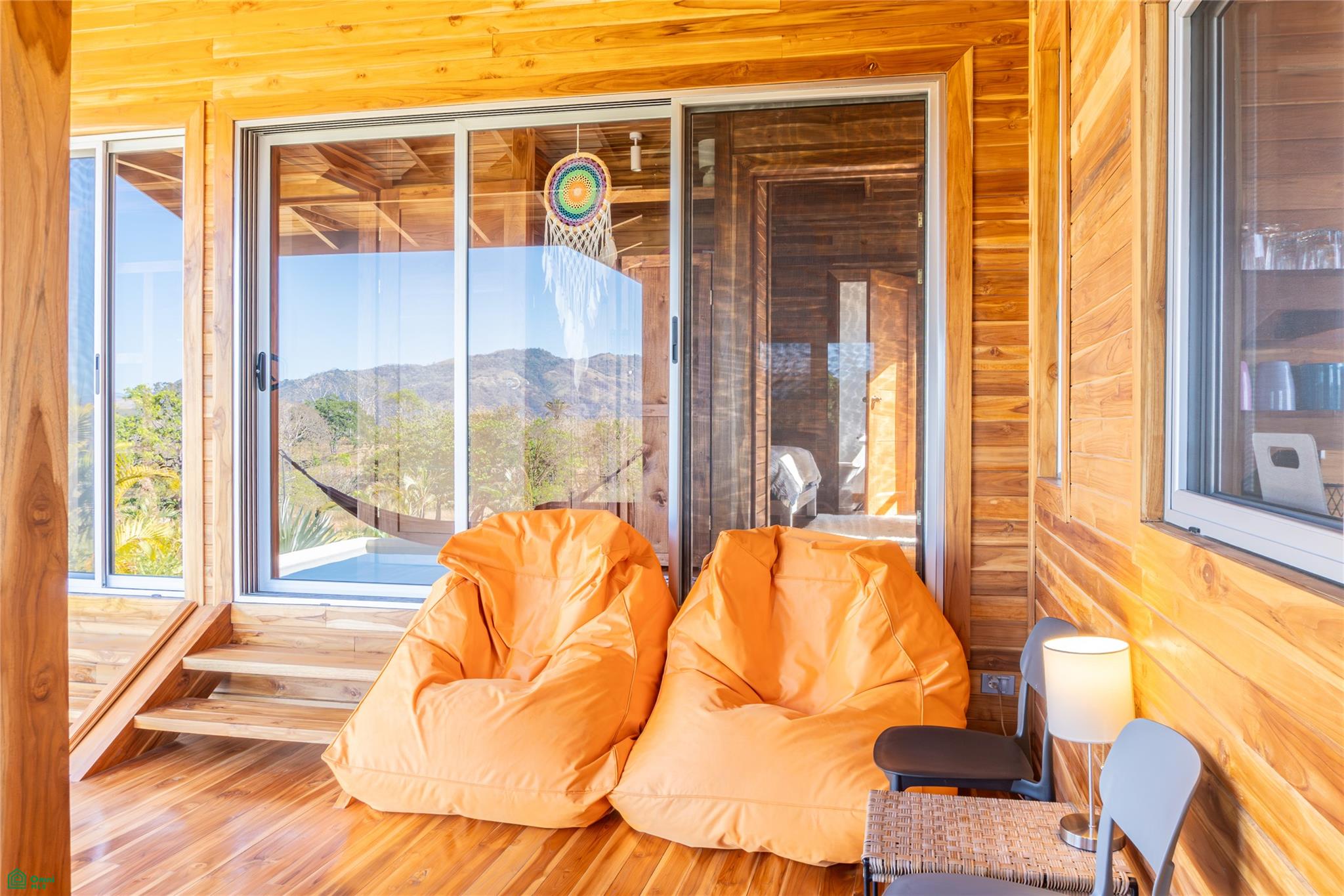 Pura Vida Home