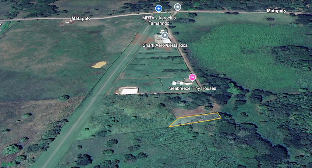 Aeroclub Tamarindo, Huacas