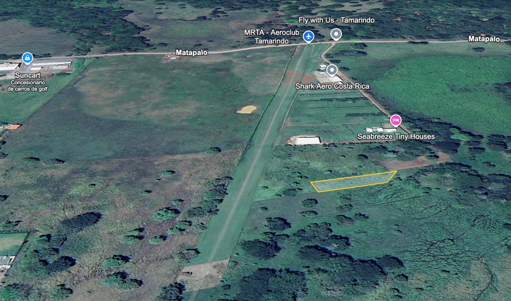 Aeroclub Tamarindo, Huacas