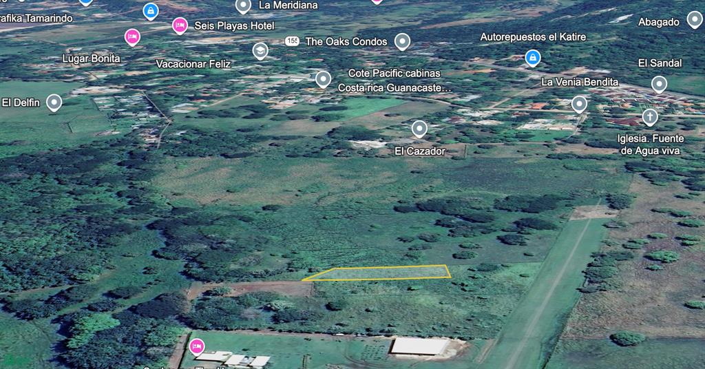 Aeroclub Tamarindo, Huacas