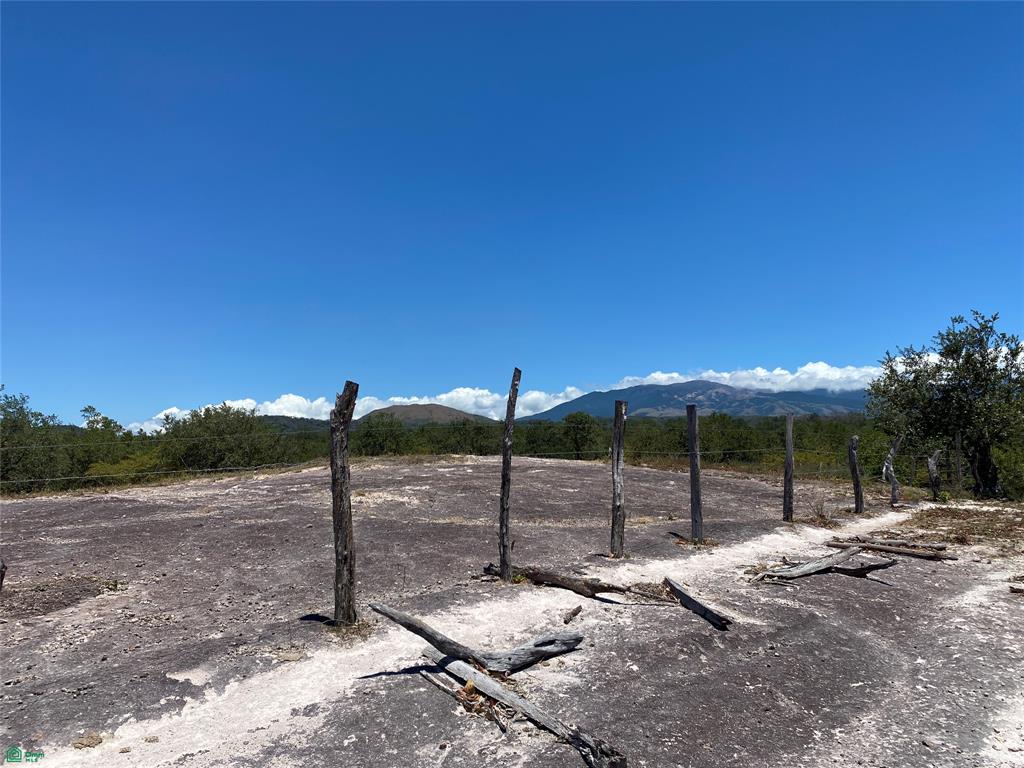 Curubande 48 Acres