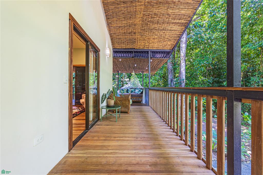 Mojo Dojo Casa House