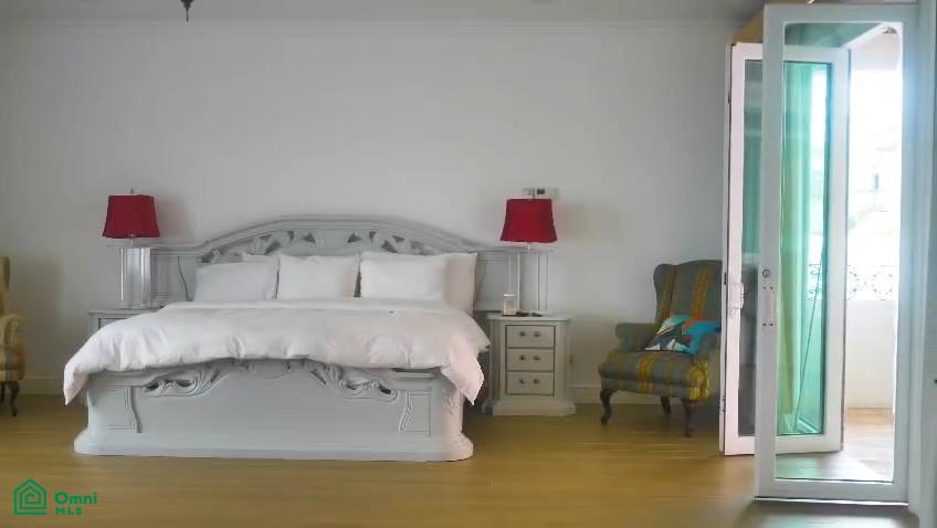 Luxury Artist Estate