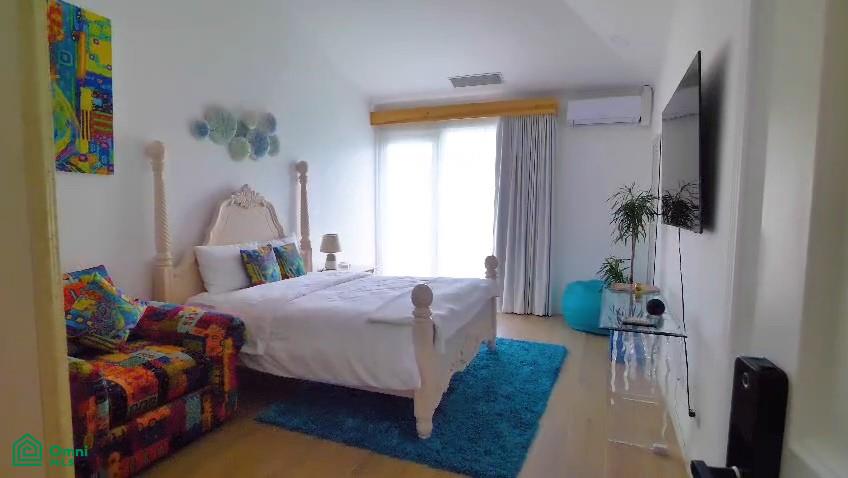 Luxury Artist Estate