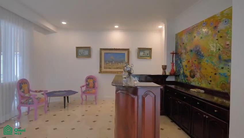 Luxury Artist Estate