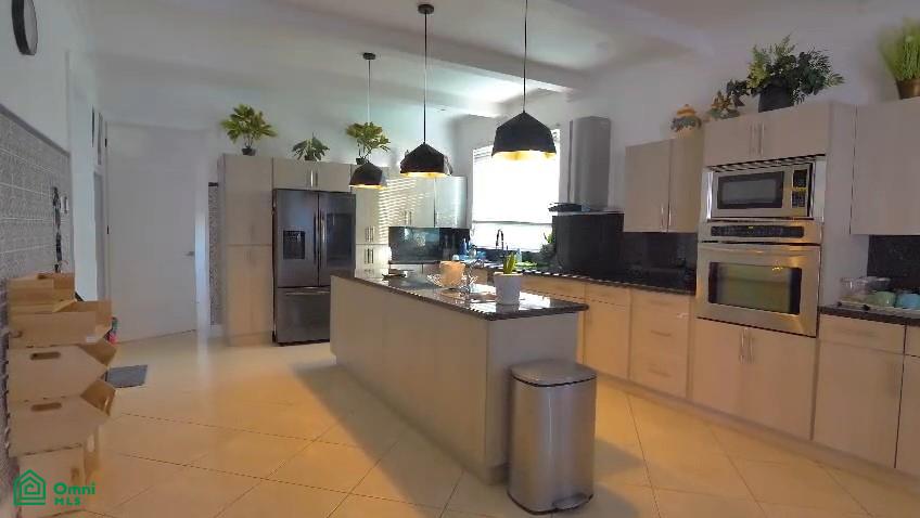 Luxury Artist Estate