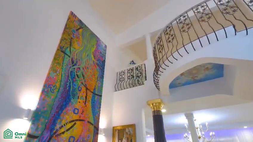 Luxury Artist Estate