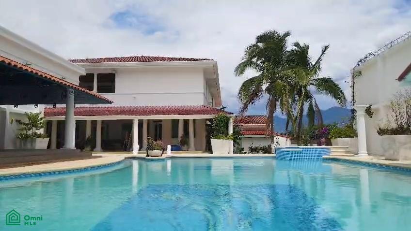 Luxury Artist Estate