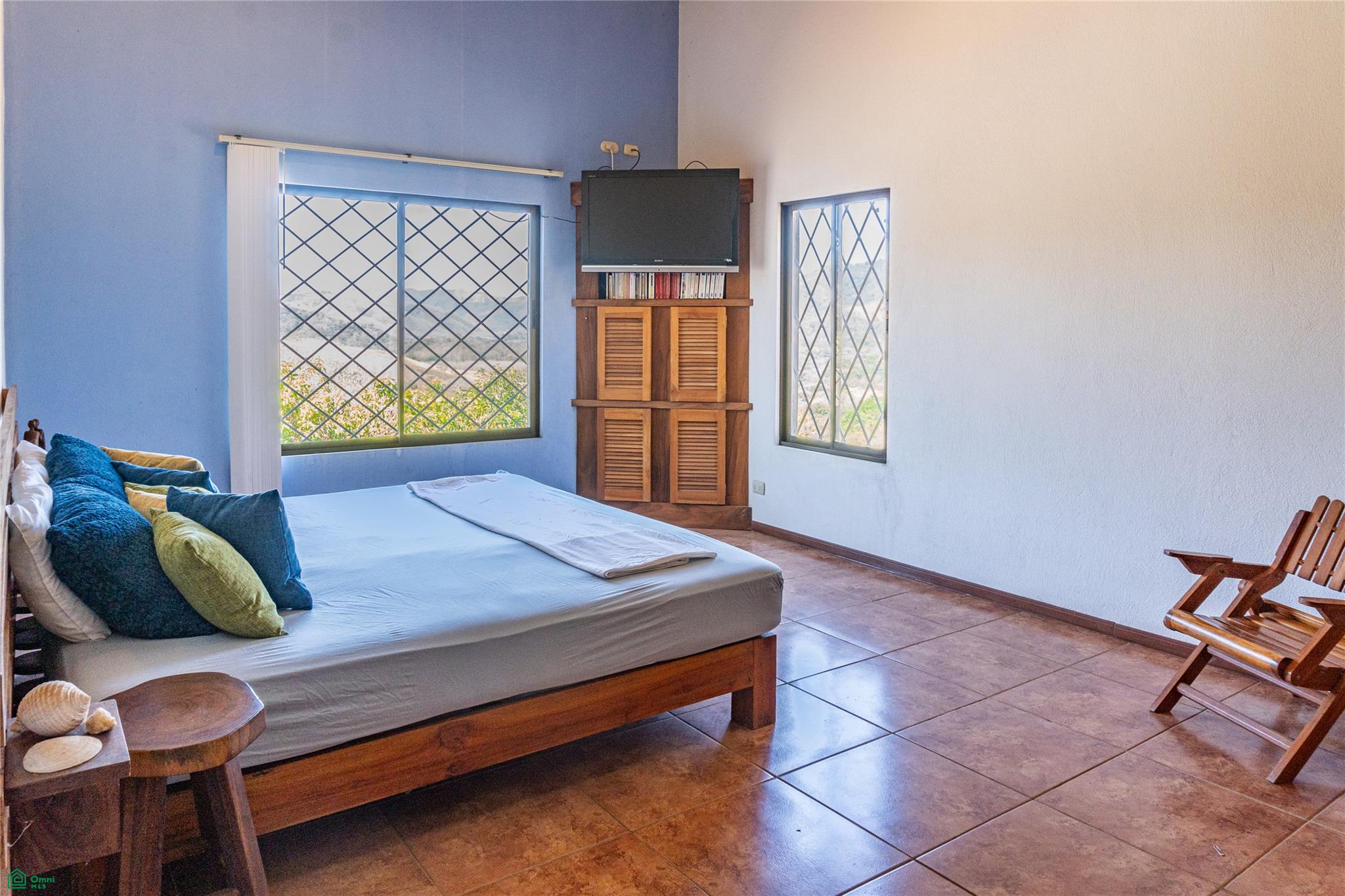 Finca Luna y Sol | Home with 185 Acres