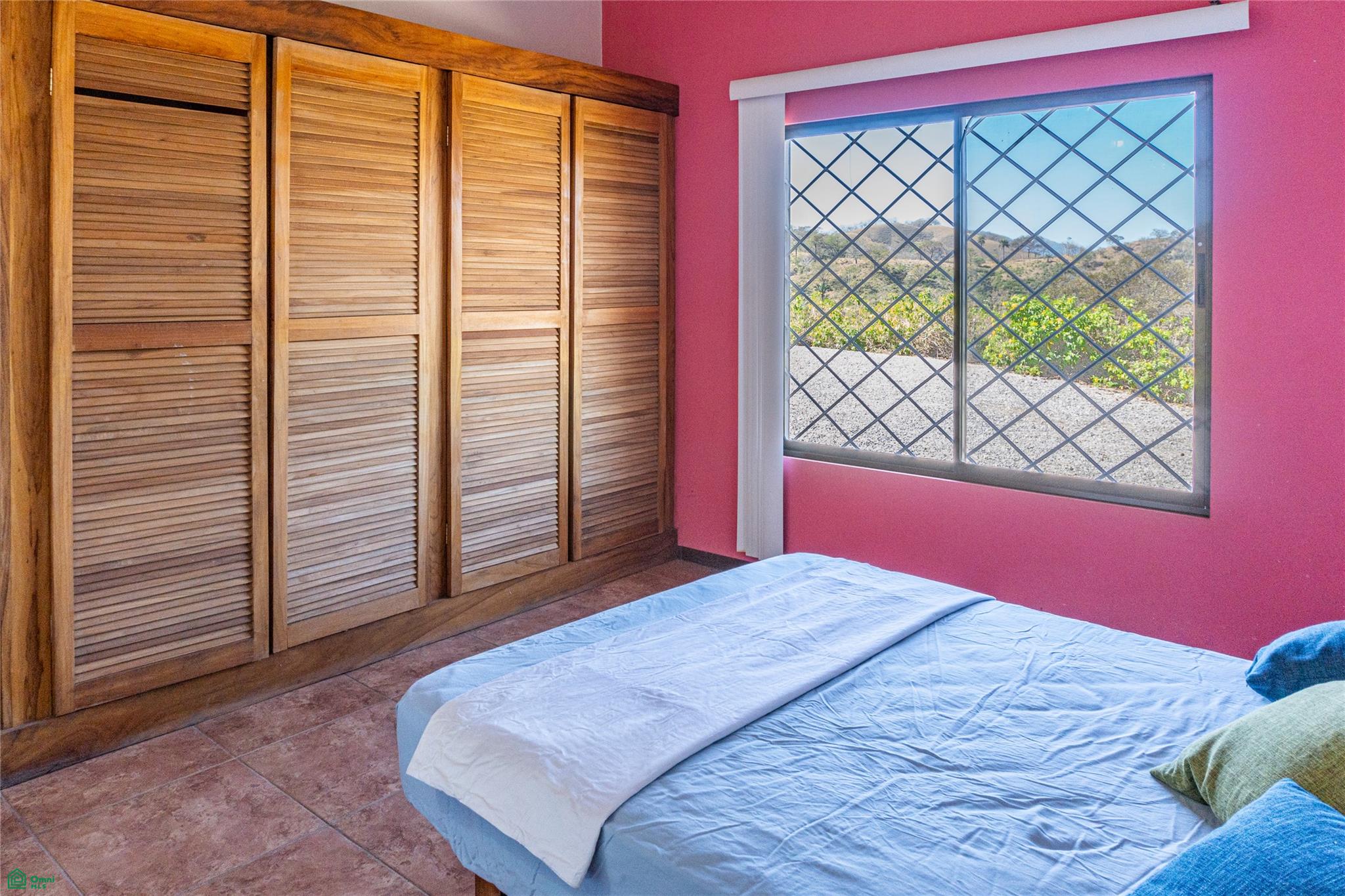 Finca Luna y Sol | Home with 185 Acres