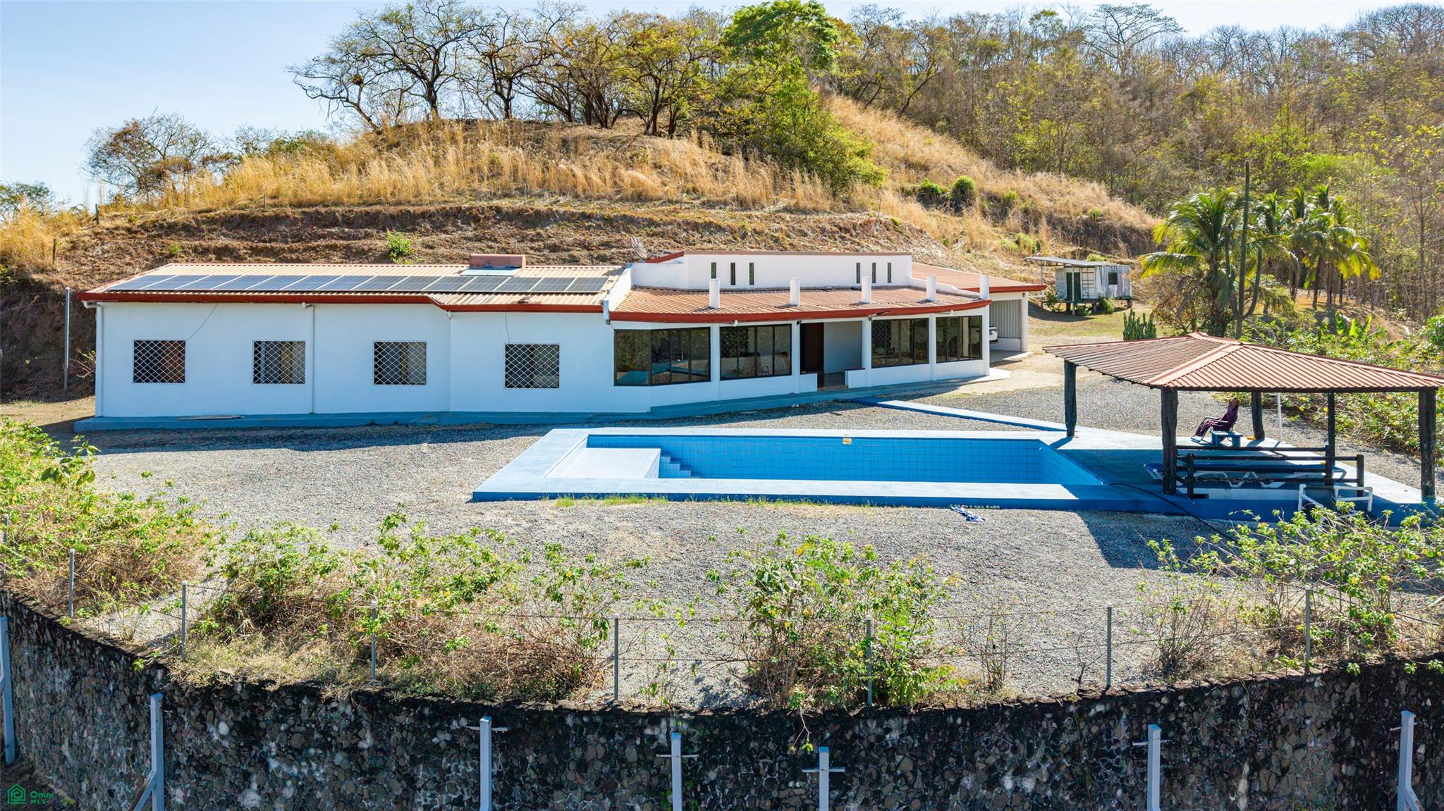 Finca Luna y Sol | Home with 185 Acres