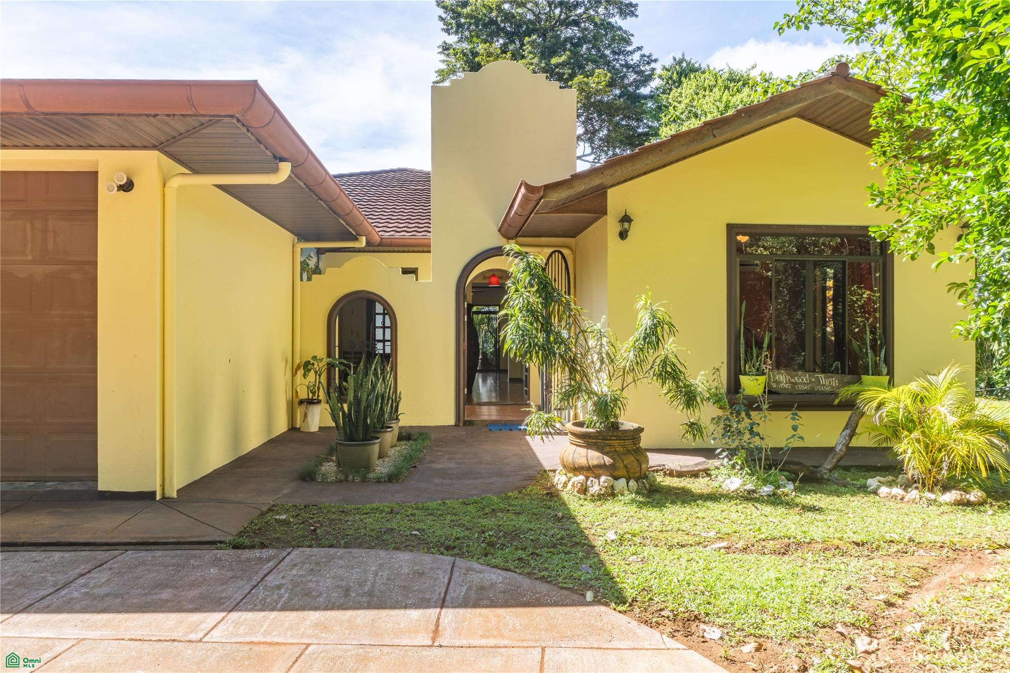 Casa Jardín