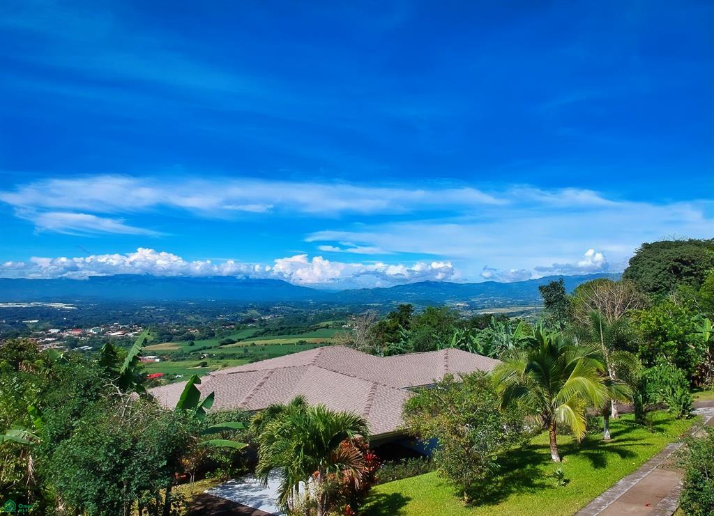 Central Valley View Estate