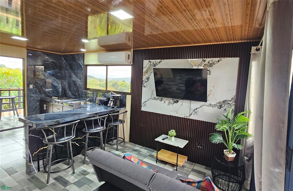 Casa Cascada Vista