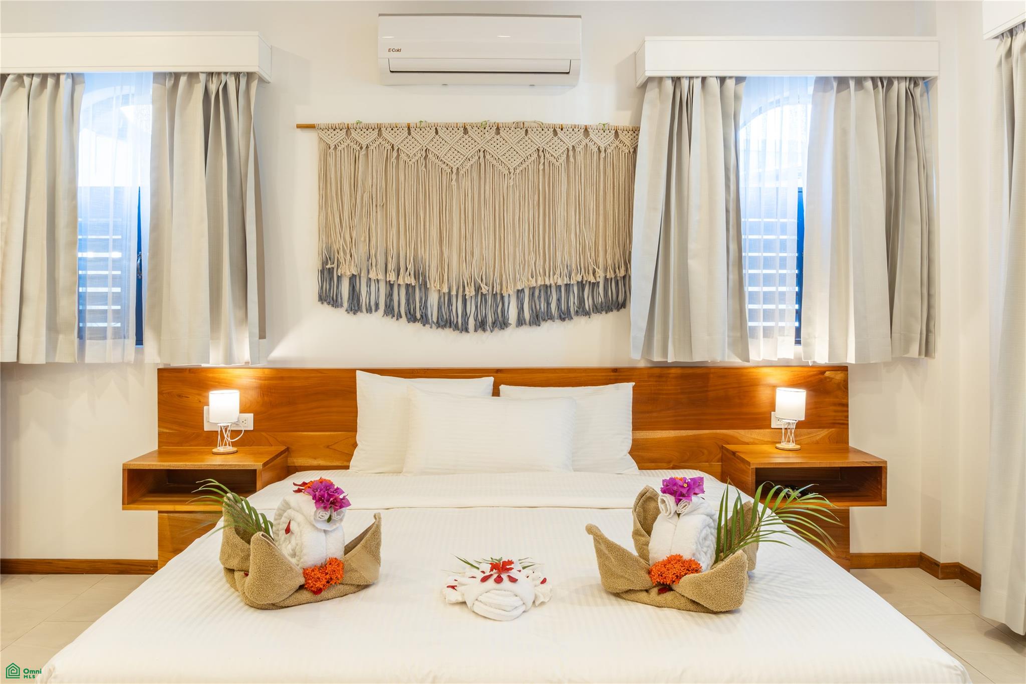 Samara Collective Beachfront