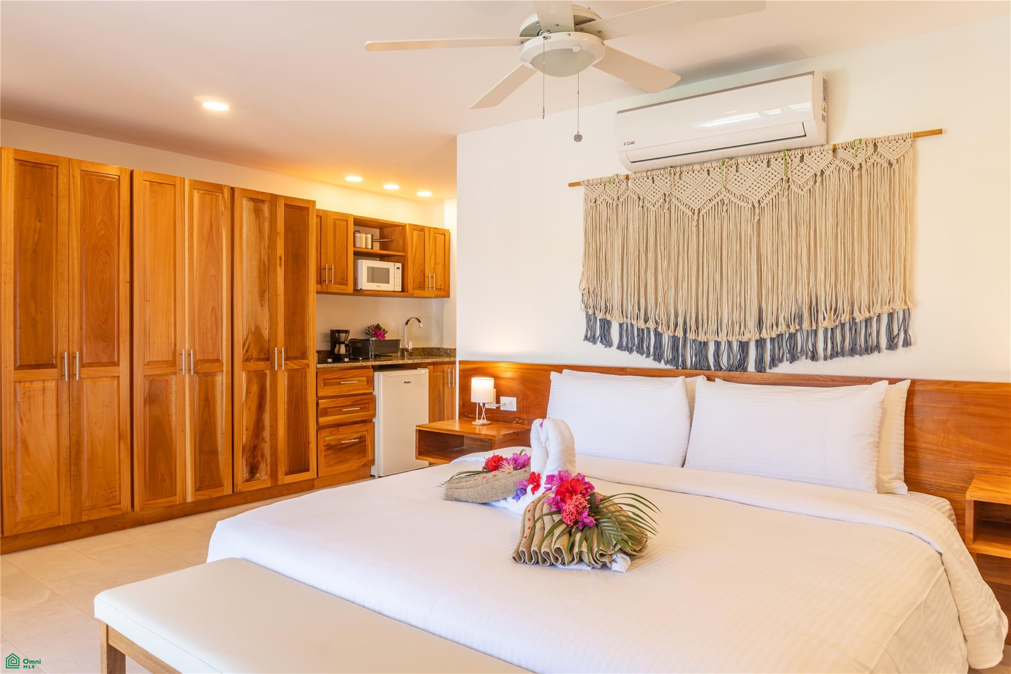 Samara Collective Beachfront
