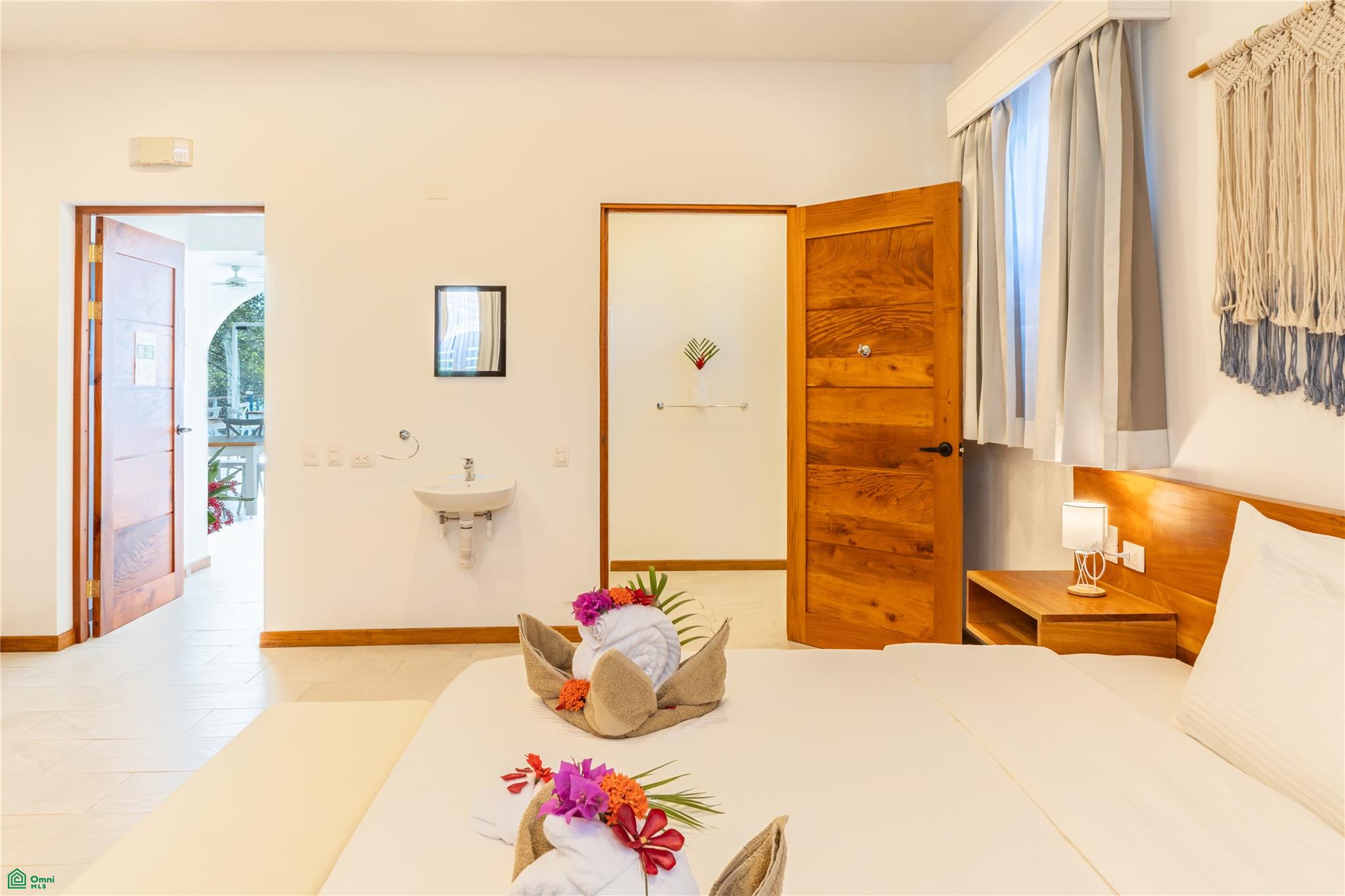 Samara Collective Beachfront