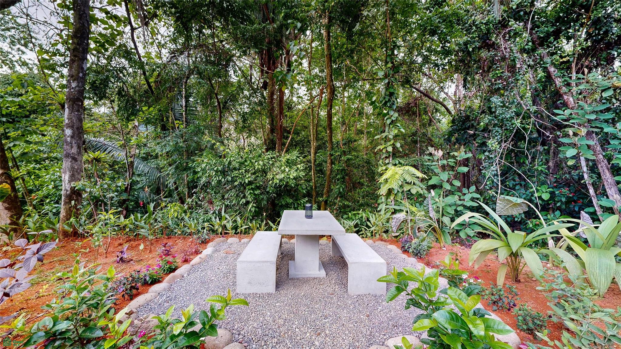 The Hidden Jungle Residence